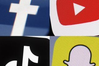 Facebook, X, Youtube et autres réseaux sociaux seront les premiers visés en cas de pénurie d'électricité (archives) KEYSTONE/AP